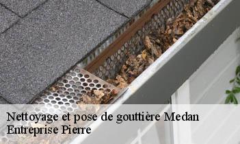 Nettoyage et pose de gouttière medan-78670 Entreprise Pierre